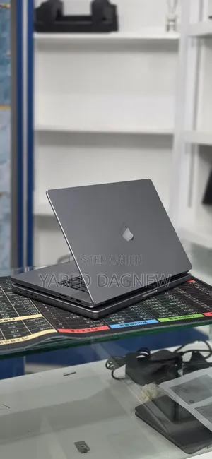 New Laptop Apple MacBook Pro 2021 M1 Max 32GB Apple M1 Max SSD 1T