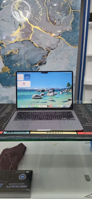 New Laptop Apple MacBook Air 2022 M2 16GB Apple M2 SSD 512GB