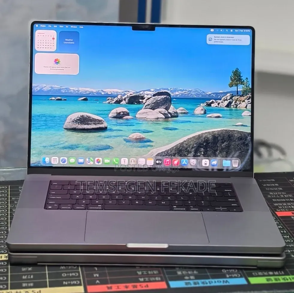 New Laptop Apple MacBook Pro 2021 M1 Max 32GB Apple M1 Max SSD 1T