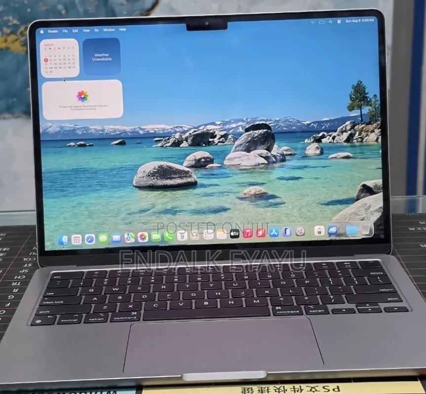 New Laptop Apple MacBook Air 2022 M2 16GB Apple M2 SSD 512GB