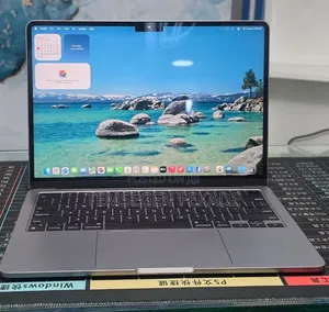 New Laptop Apple MacBook Air 2022 M2 16GB Apple M2 SSD 512GB
