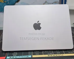 New Laptop Apple MacBook Air 2022 M2 16GB Apple M2 SSD 512GB