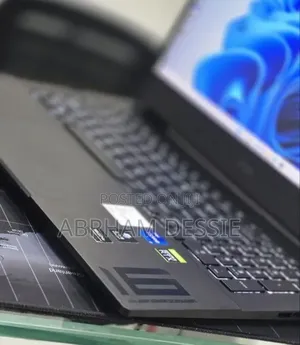 New Laptop HP 16GB Intel Core i9 SSD 512GB