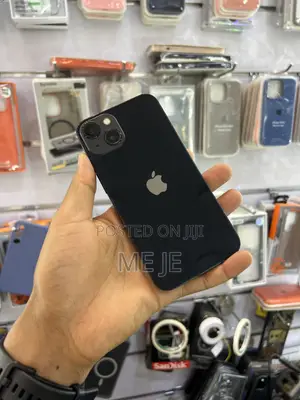 Apple iPhone 13 128 GB