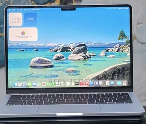 New Laptop Apple MacBook Air 2025 M4 16GB Apple M4 SSD 256GB