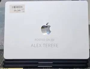 New Laptop Apple MacBook Air 2025 M4 16GB Apple M4 SSD 256GB