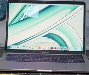 New Laptop Apple MacBook Pro 2022 M2 8GB Apple M2 SSD 256GB
