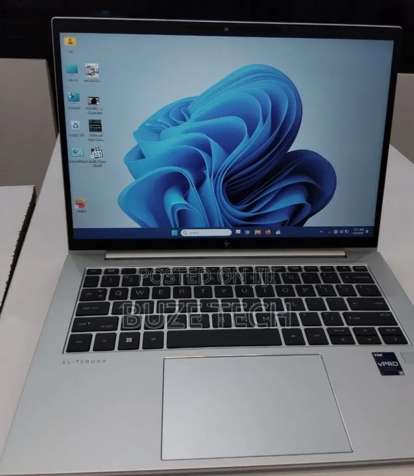 New Laptop HP EliteBook 840 G10 16GB Intel Core i7 SSD 512GB