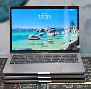 New Laptop Apple MacBook Pro 2020 M1 8GB Apple M1 Pro SSD 512GB