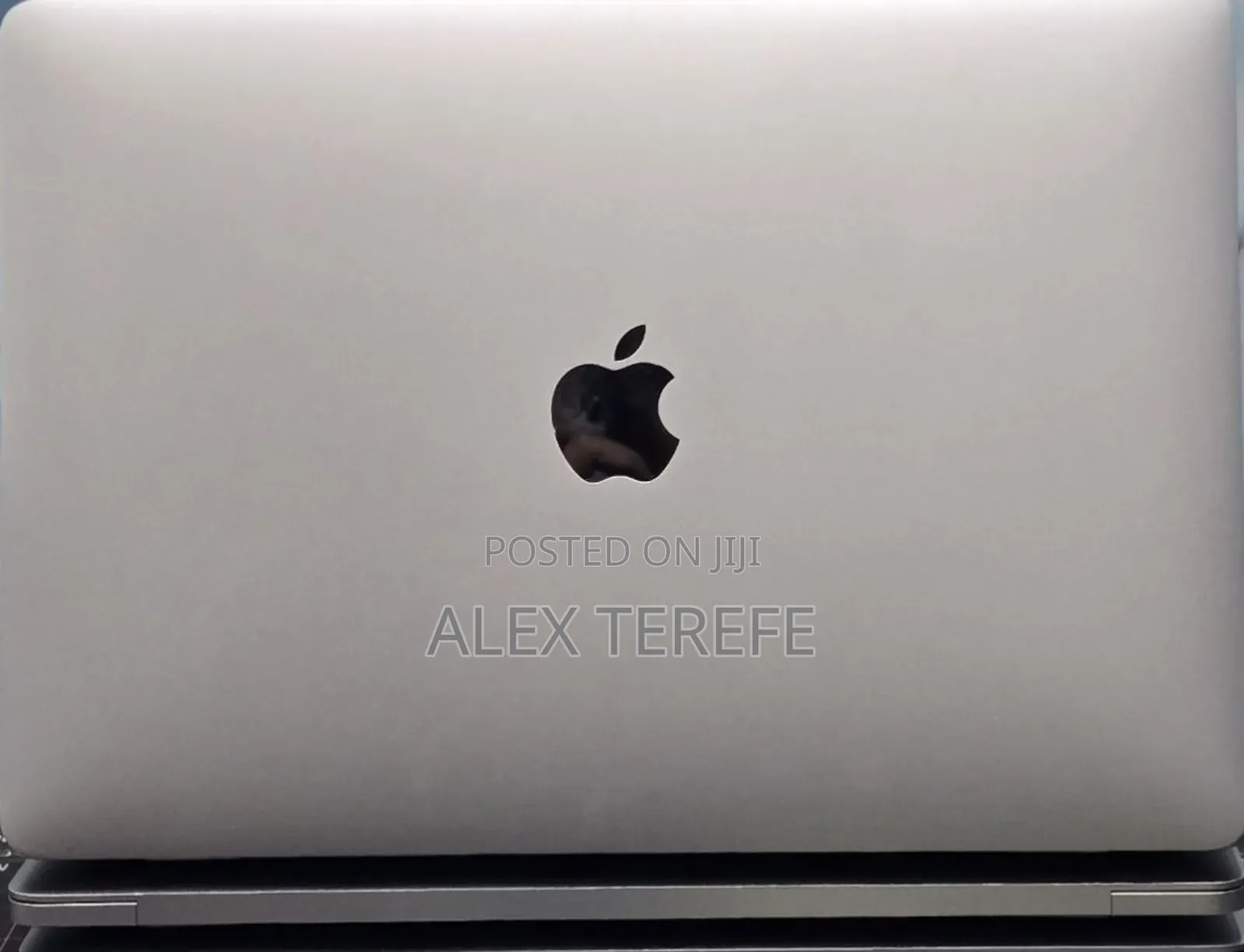 New Laptop Apple MacBook Air 2020 M1 8GB Apple M1 SSD 512GB