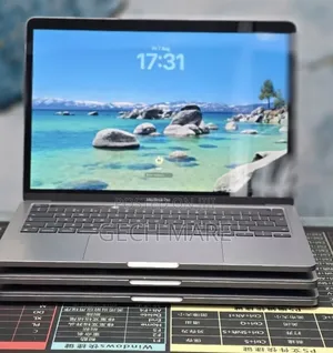 New Laptop Apple MacBook Pro 2021 M1 8GB Apple M1 Pro SSD 256GB