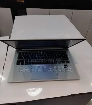 New Laptop HP EliteBook 840 G10 16GB Intel Core i7 SSD 512GB