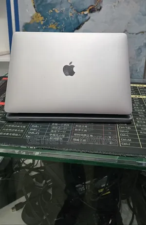 New Laptop Apple MacBook Air 2020 M1 8GB Apple M1 SSD 256GB