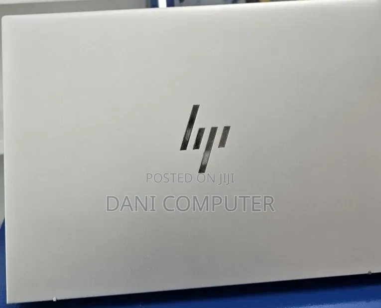 New Laptop HP EliteBook 840 G9 16GB Intel Core i7 SSD 512GB