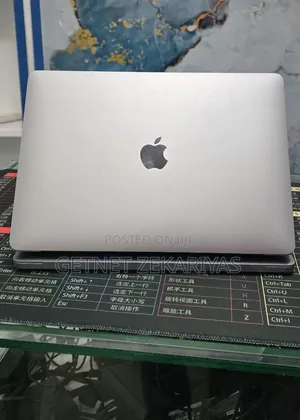 New Laptop Apple MacBook Air 2020 M1 8GB Apple M1 SSD 256GB