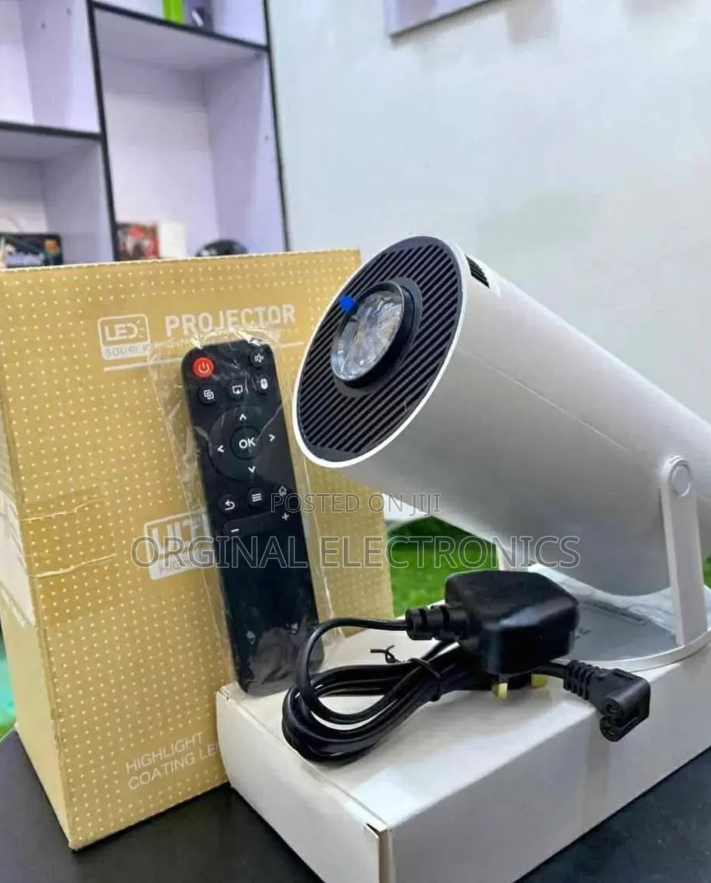 HY300 Ultra Projector | 260 ANSI Lumens | WiFi Bluetooth