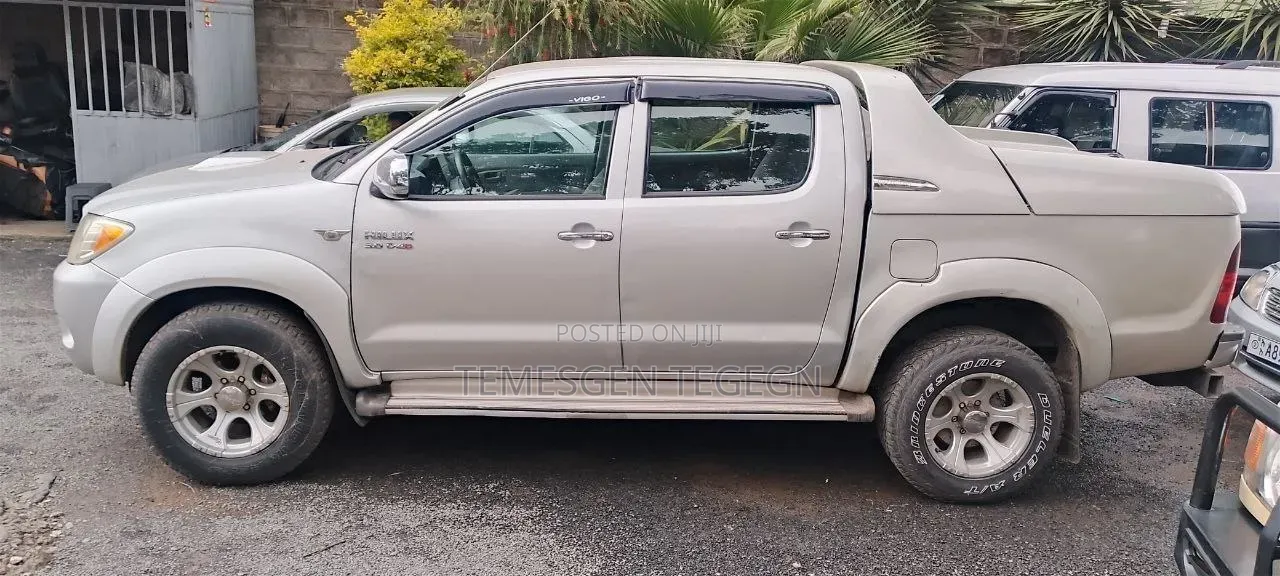 Toyota Hilux 2010