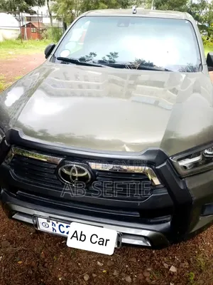 Toyota Hilux 2021