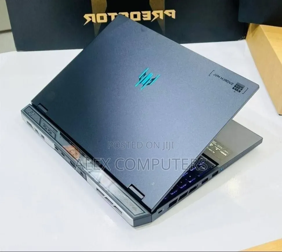 New Laptop Acer Predator Helios Neo 16 16GB Intel Core i9 SSD 1T