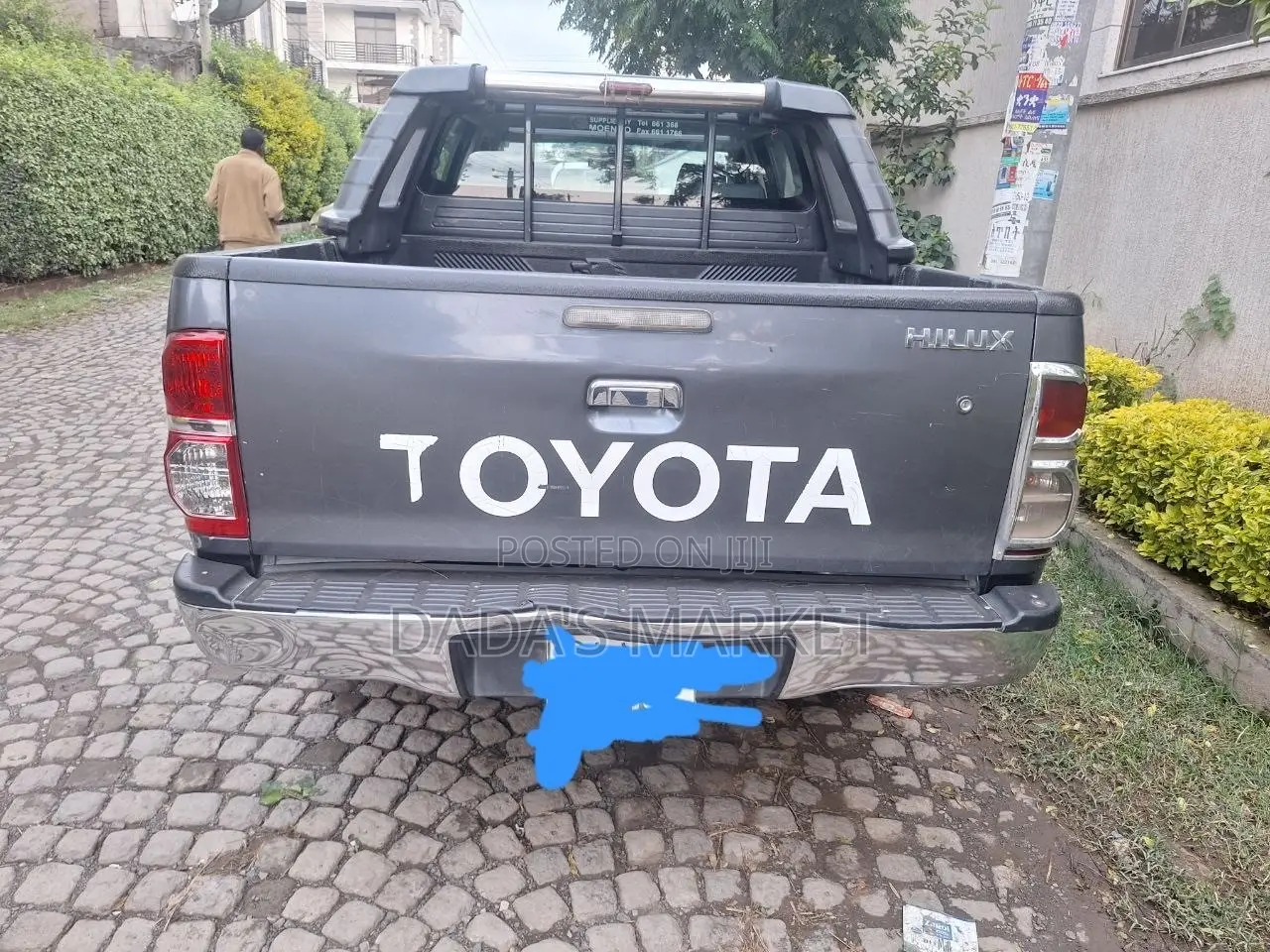 Toyota Hilux 2013 Black