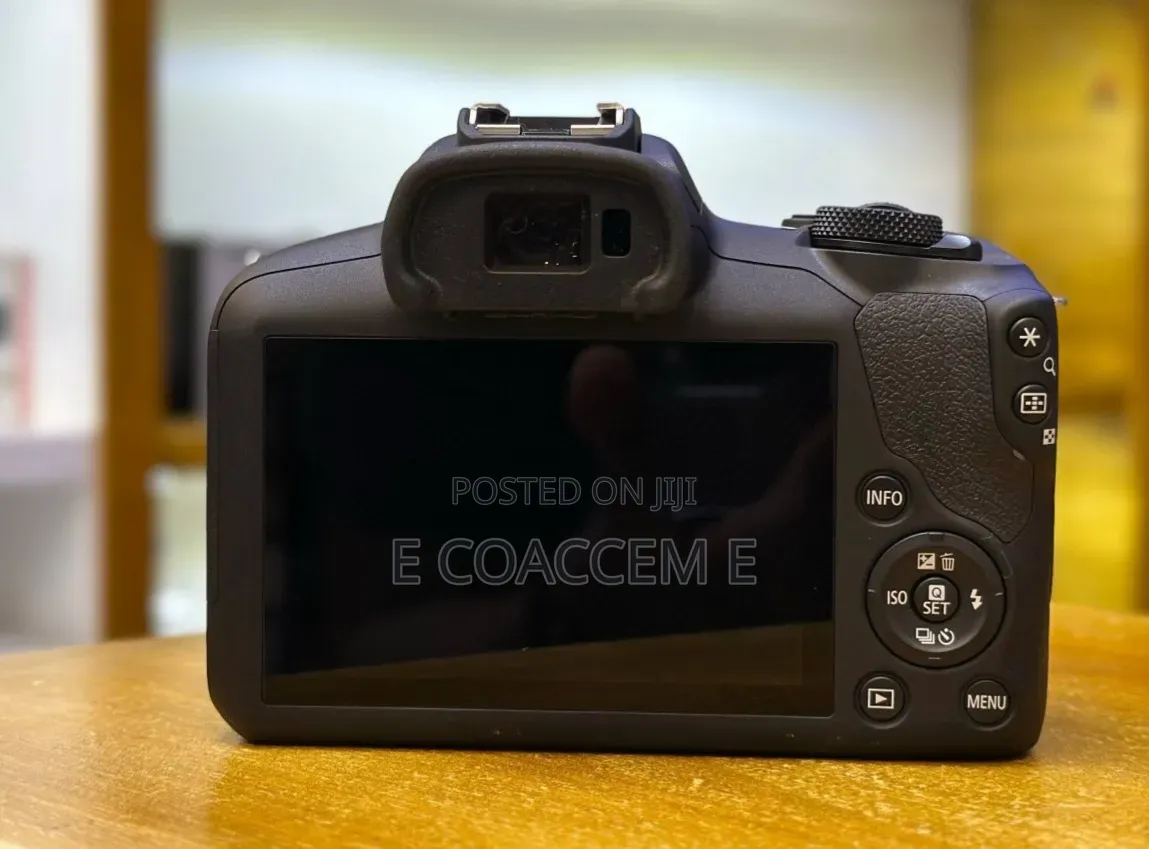 Canon EOS R100 Mirrorless