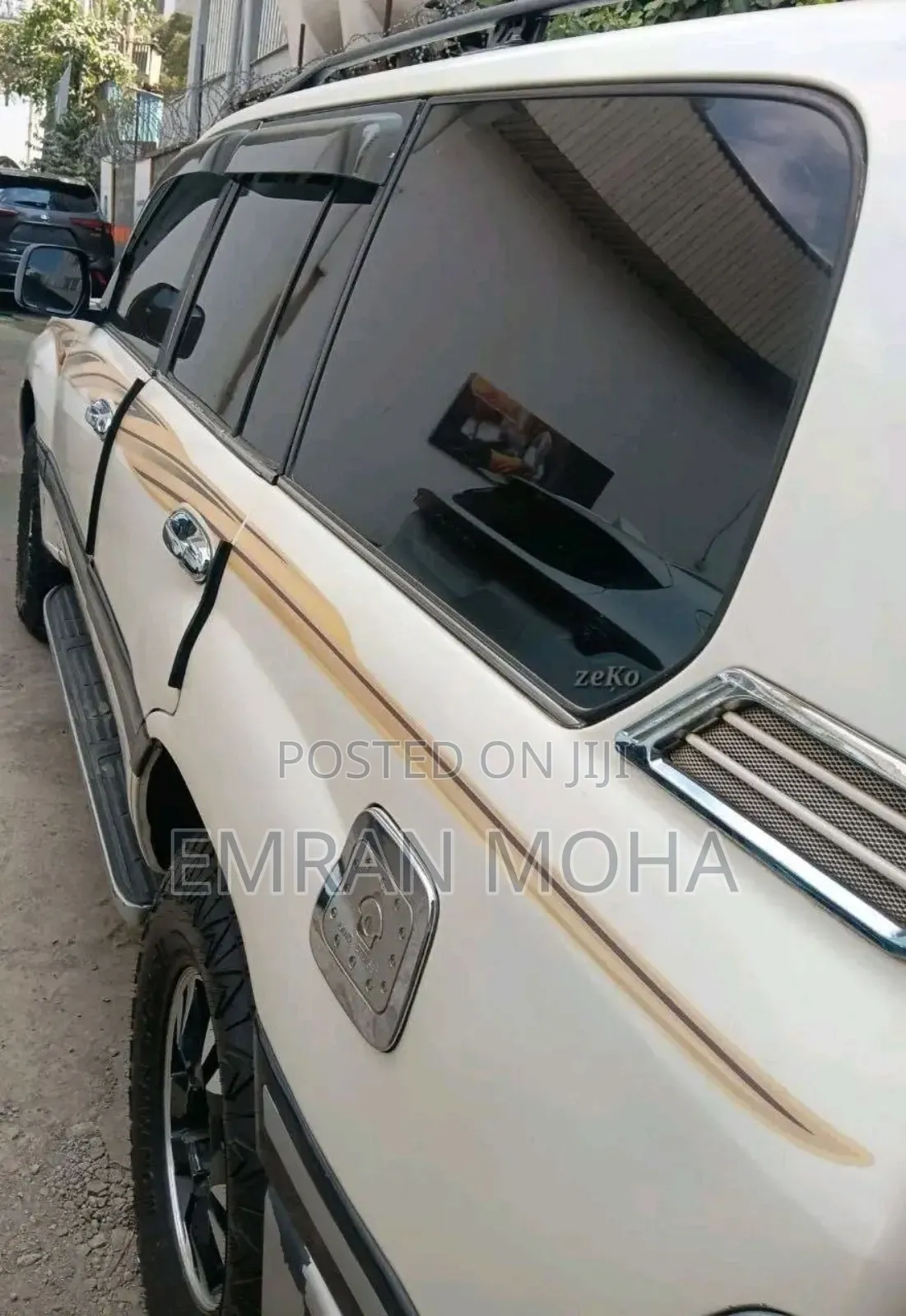 Toyota Land Cruiser 2007 White