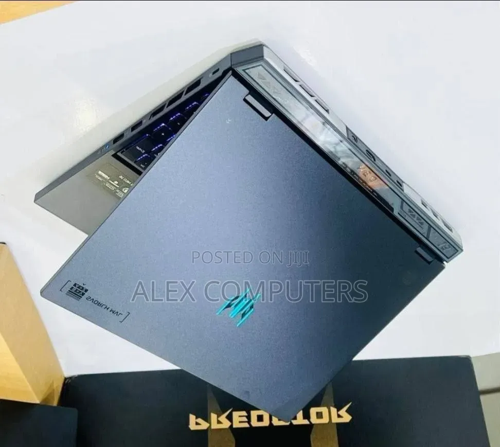 New Laptop Acer Predator Helios Neo 16 16GB Intel Core i9 SSD 1T