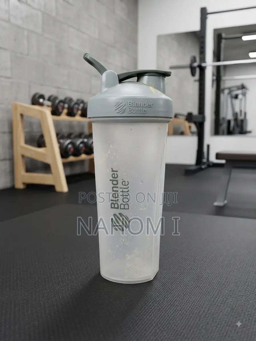 Clear and Pebble Grey BlenderBottle Classic
