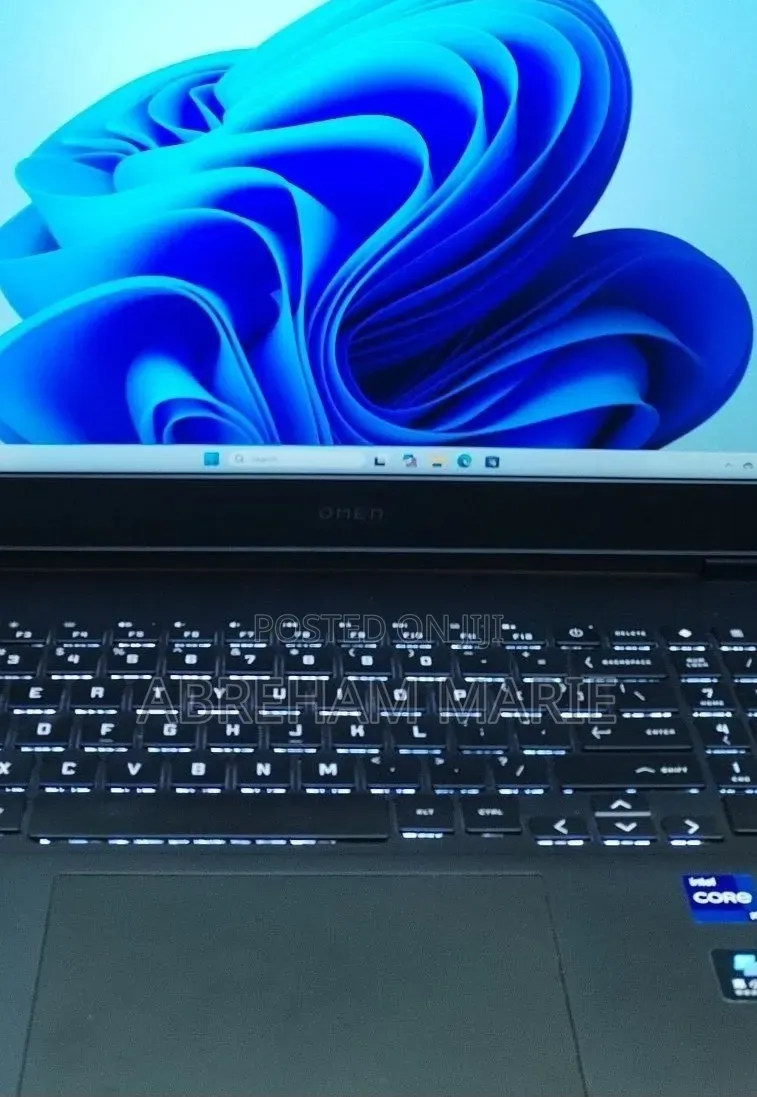 New Laptop HP Omen 16 16GB Intel Core i9 SSD 1T