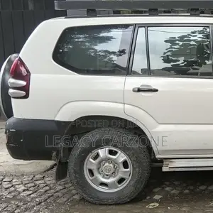 Toyota Land Cruiser Prado 2007 White