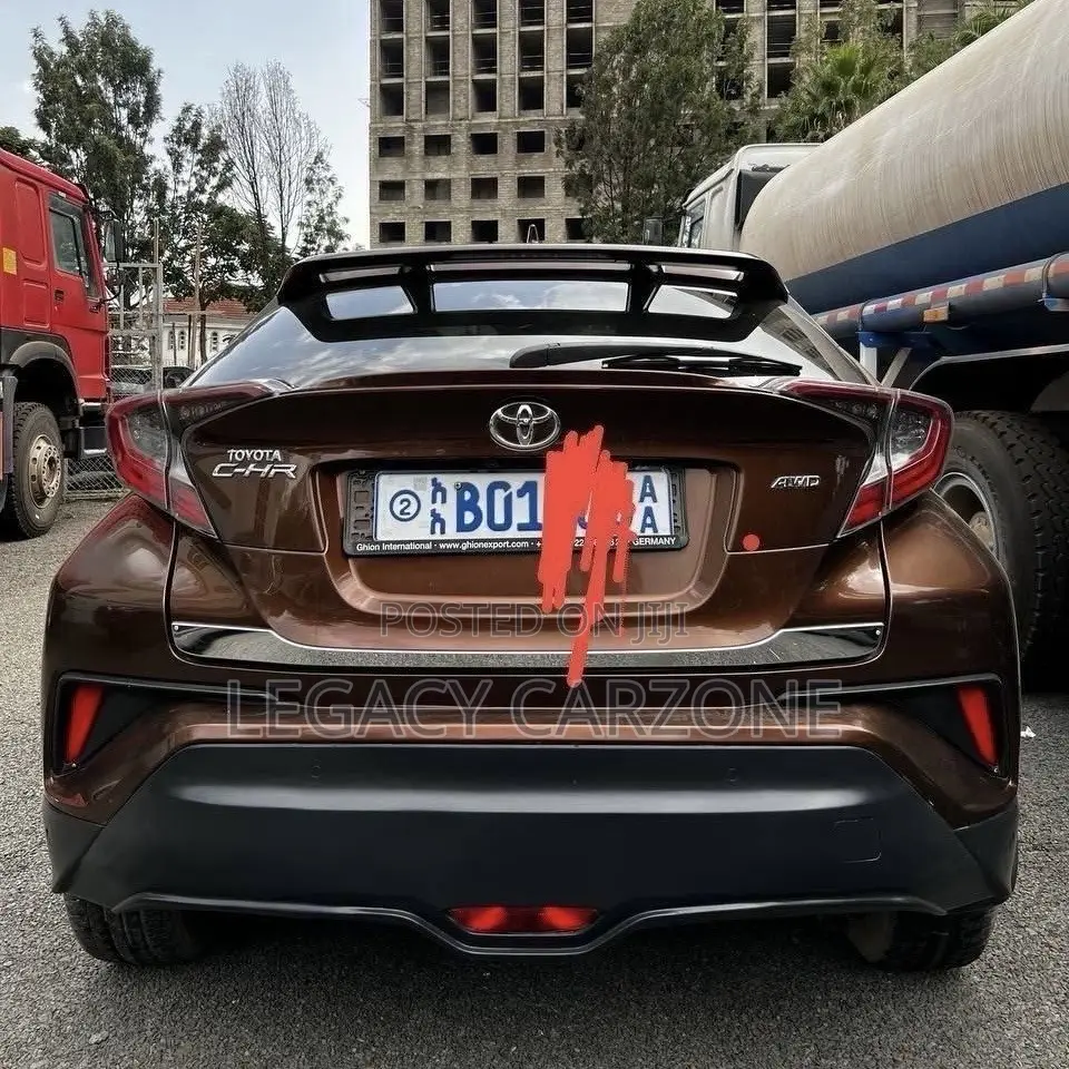 Toyota C-HR 2017 Brown