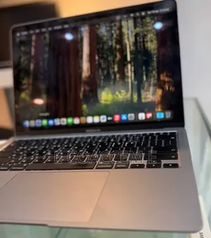New Laptop Apple MacBook 8GB SSD 256GB