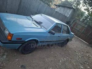 Hyundai Stellar 1987 Blue