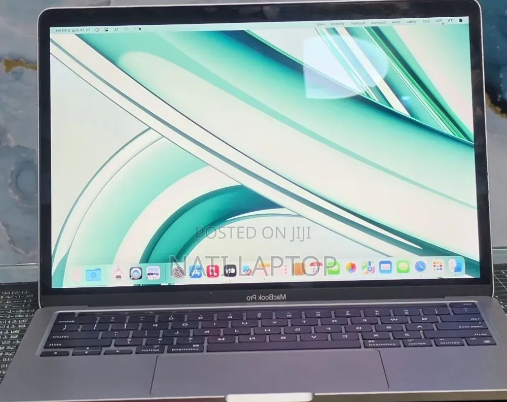 New Laptop Apple MacBook Air 2022 M2 8GB Apple M2 SSD 256GB