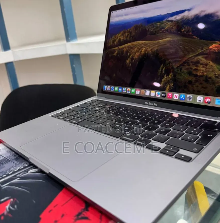 New Laptop Apple MacBook 8GB SSD 256GB