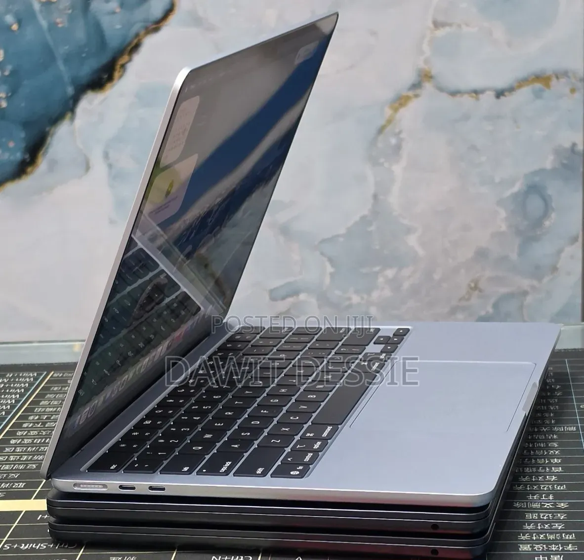 New Laptop Apple MacBook Air 2025 M4 16GB Apple M4 SSD 256GB