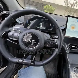 BYD E2 43 kWh 94 hp FWD 2024 Silver