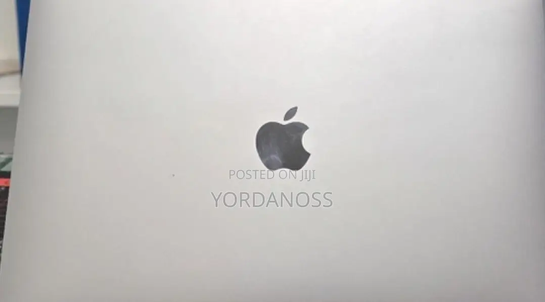 New Laptop Apple MacBook Air 2020 M1 8GB Apple M1 SSD 256GB
