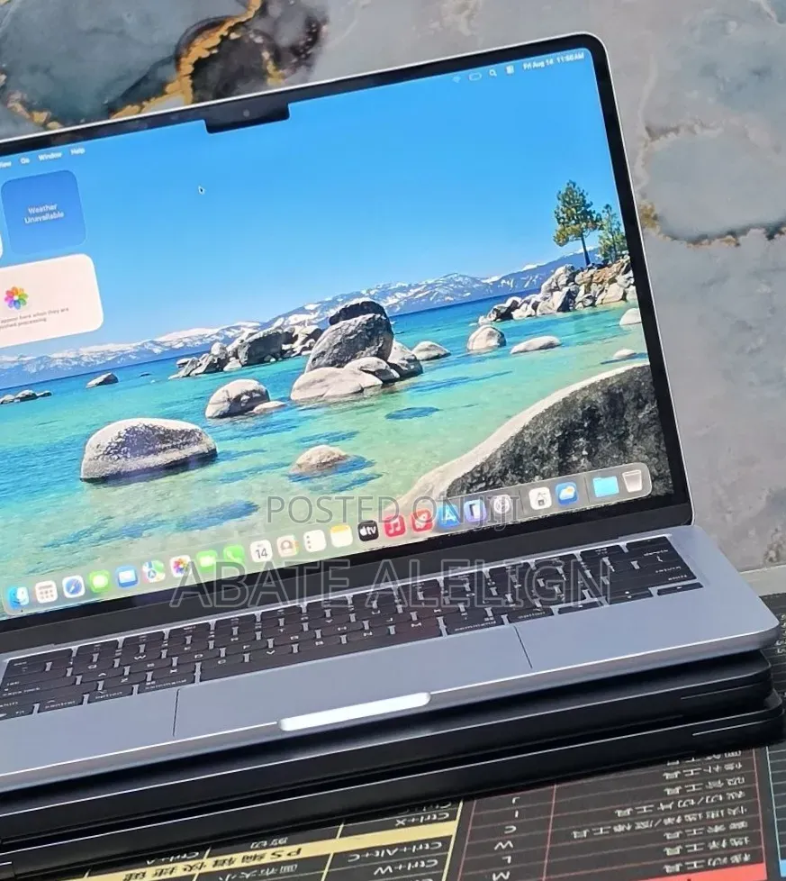 New Laptop Apple MacBook Air 2025 M4 16GB Apple M4 SSD 256GB