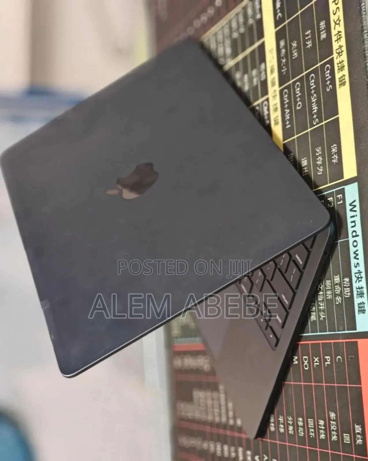 New Laptop Apple MacBook Air 2022 M2 8GB Apple M2 SSD 512GB