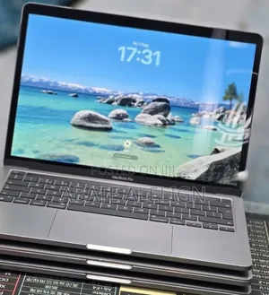 New Laptop Apple MacBook Pro 2020 M1 8GB Apple M1 Pro SSD 512GB