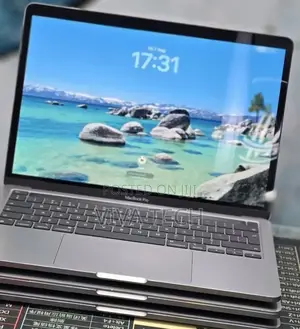 New Laptop Apple MacBook Pro 2020 M1 8GB Apple M1 Pro SSD 512GB