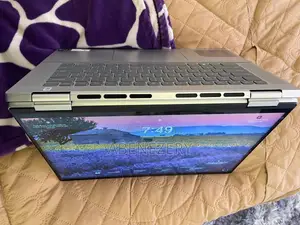 New Laptop Dell Inspiron 16 7620 16GB Intel Core i7 SSD 16 GB