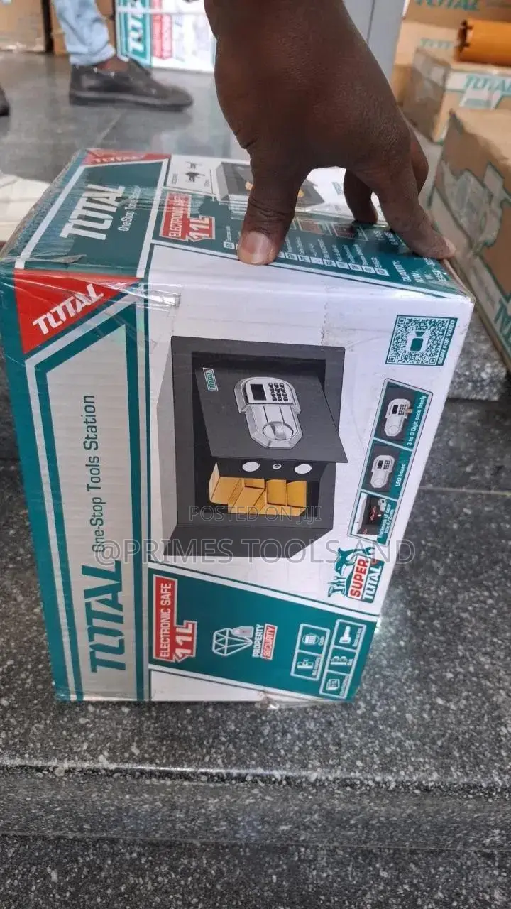 TOTAL Cash Box Metal Cash Box