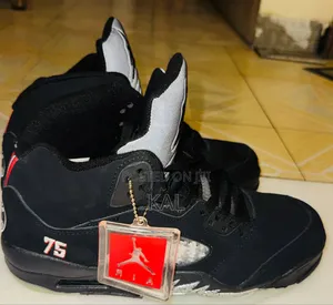 Jordan 5 Black Colour