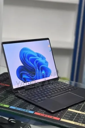 New Laptop HP Spectre 16GB Intel Core i7 SSD 1T