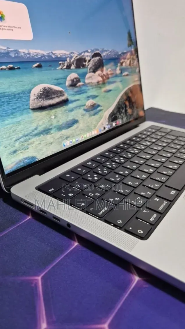 New Laptop Apple MacBook Pro 2024 M4 16GB Apple M4 Pro SSD 512GB