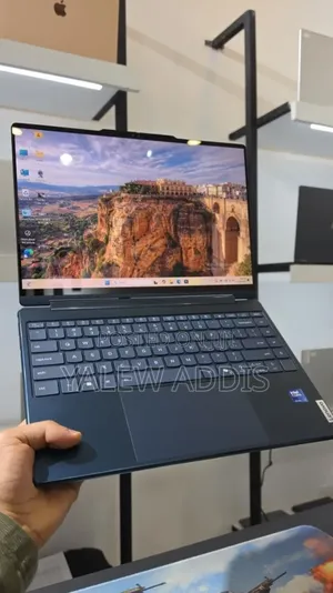 New Laptop Lenovo Yoga 9 16GB Intel Core Ultra 7 SSD 1T