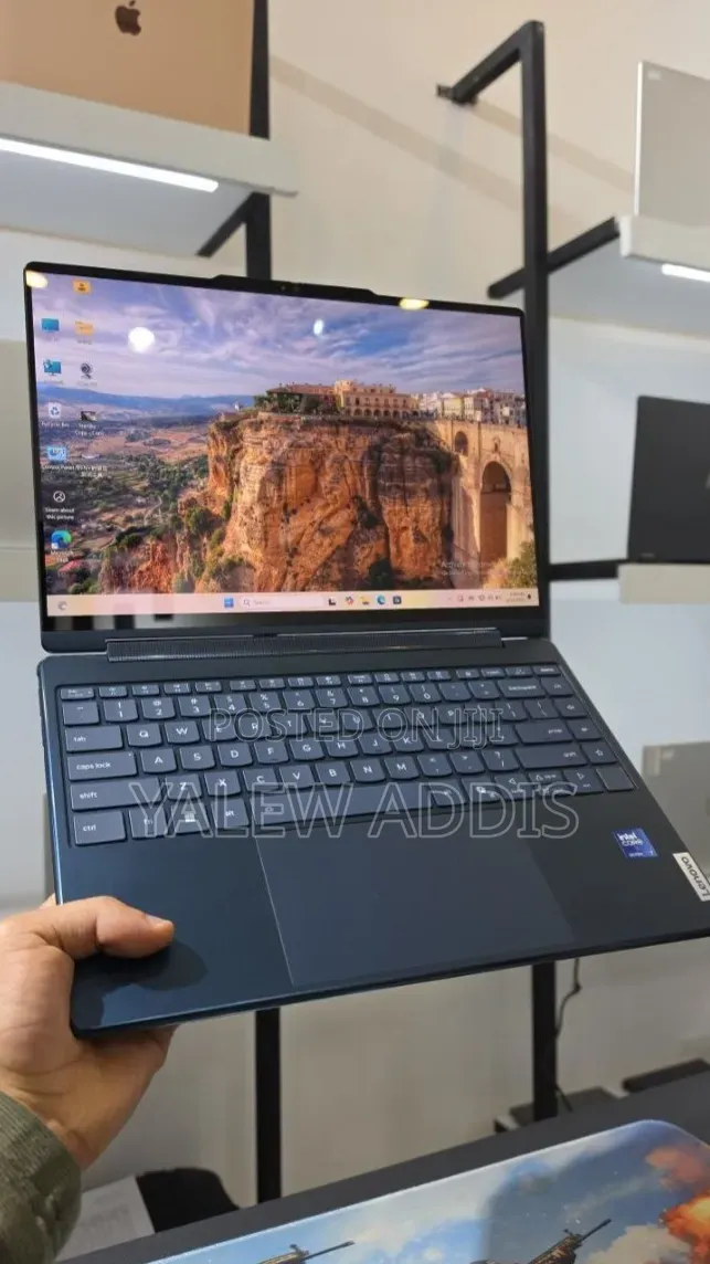New Laptop Lenovo Yoga 9 16GB Intel Core Ultra 7 SSD 1T
