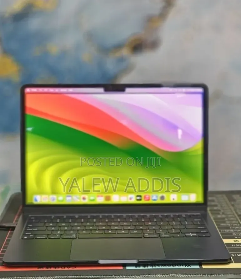 New Laptop Apple MacBook Air 2022 M2 8GB Apple M2 SSD 512GB